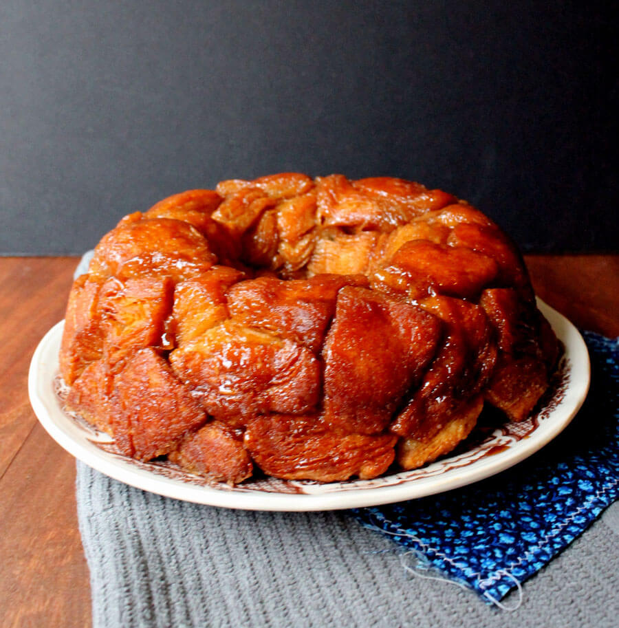 The Easiest Monkey Bread (Vegan) - Veggie Fun Kitchen