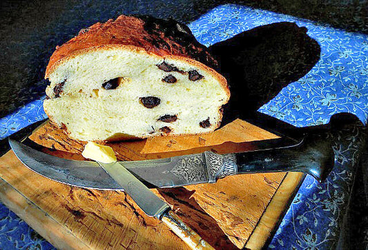 Easy Chocolate Chip Cinnamon Bread