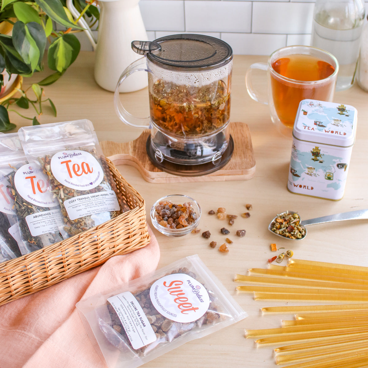 How Do You Use a Tea Infuser? – Plum Deluxe Tea