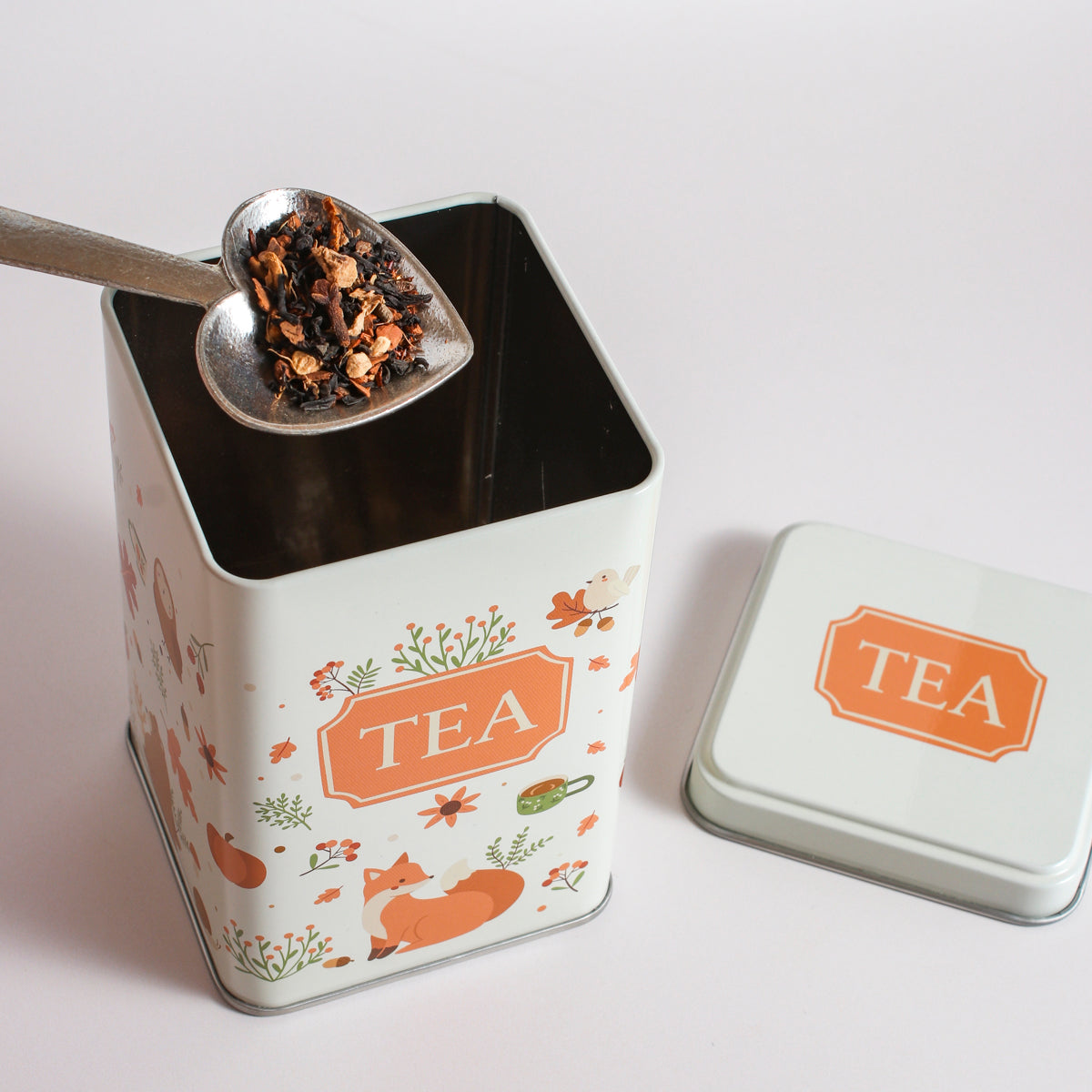 Woodland Warmth Tea Tin (Holds 1-2 oz Tea)